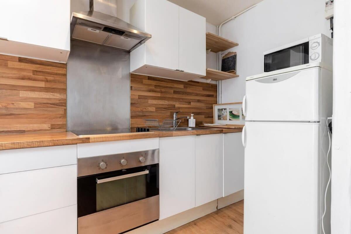 Avenue De Mars 2Br Lejlighed Paris Eksteriør billede