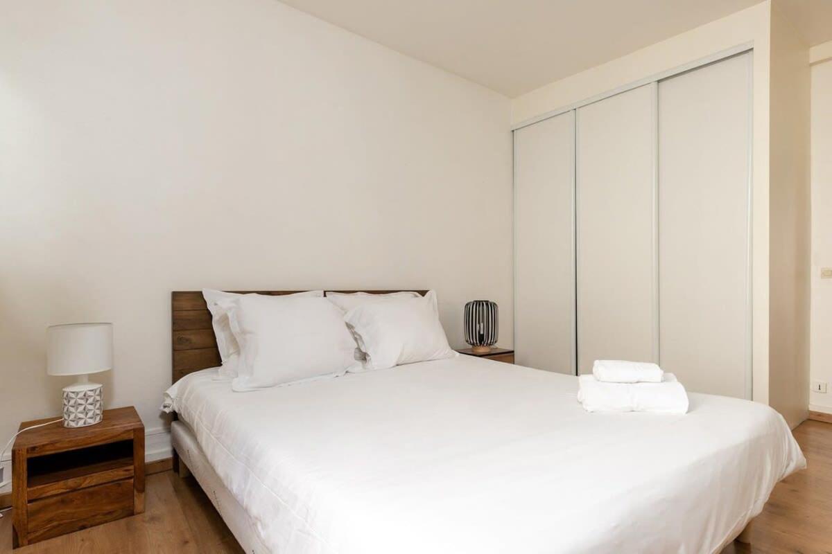 Avenue De Mars 2Br Lejlighed Paris Eksteriør billede
